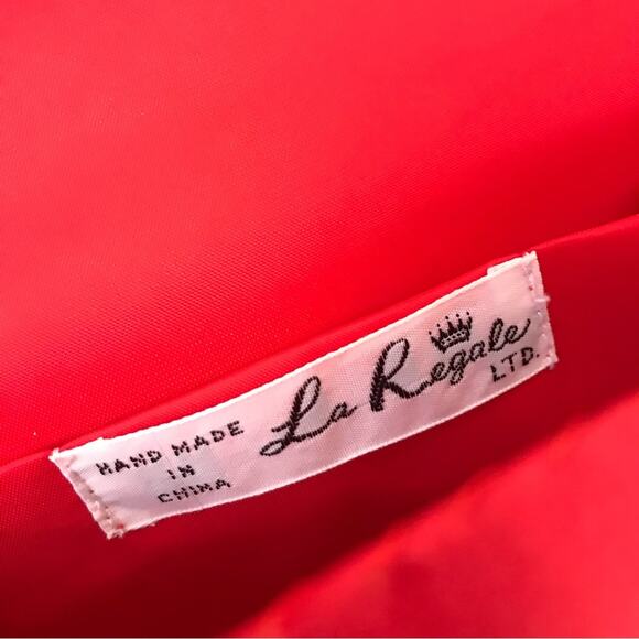 Vintage La Regale Red Satin Crossbody Tassel Bag - Picture 11 of 14